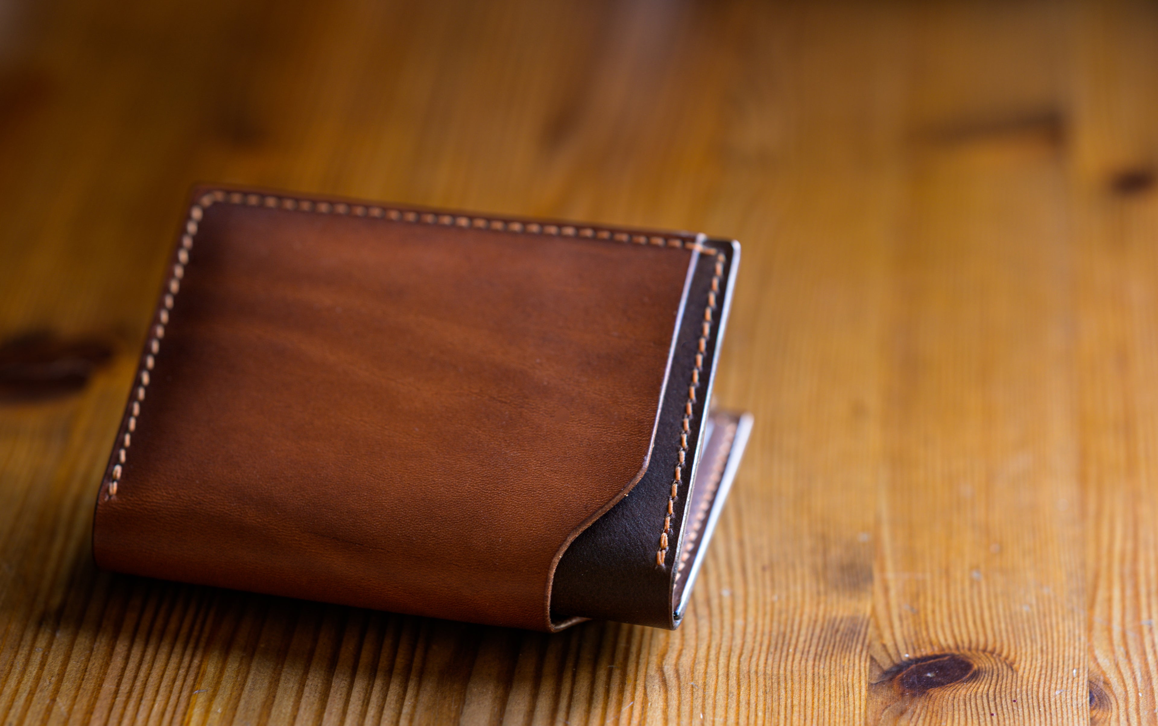 Dillinger Wallet V2 in Tan colour