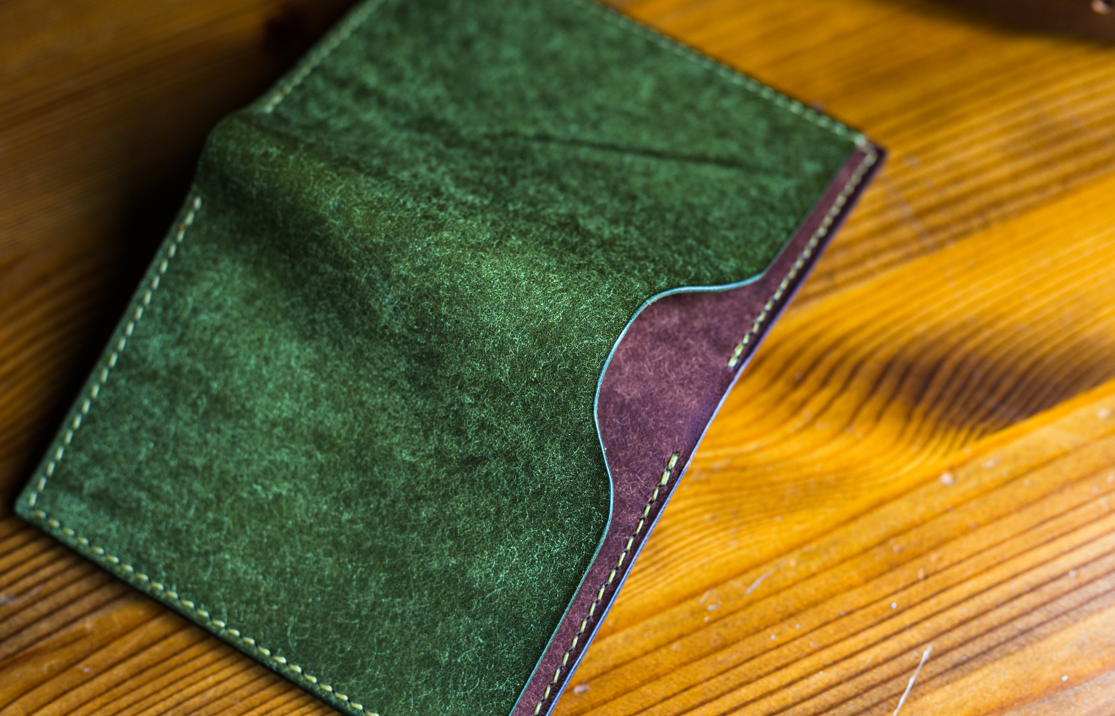 Dillinger Wallet V2 in Olive Pueblo leather