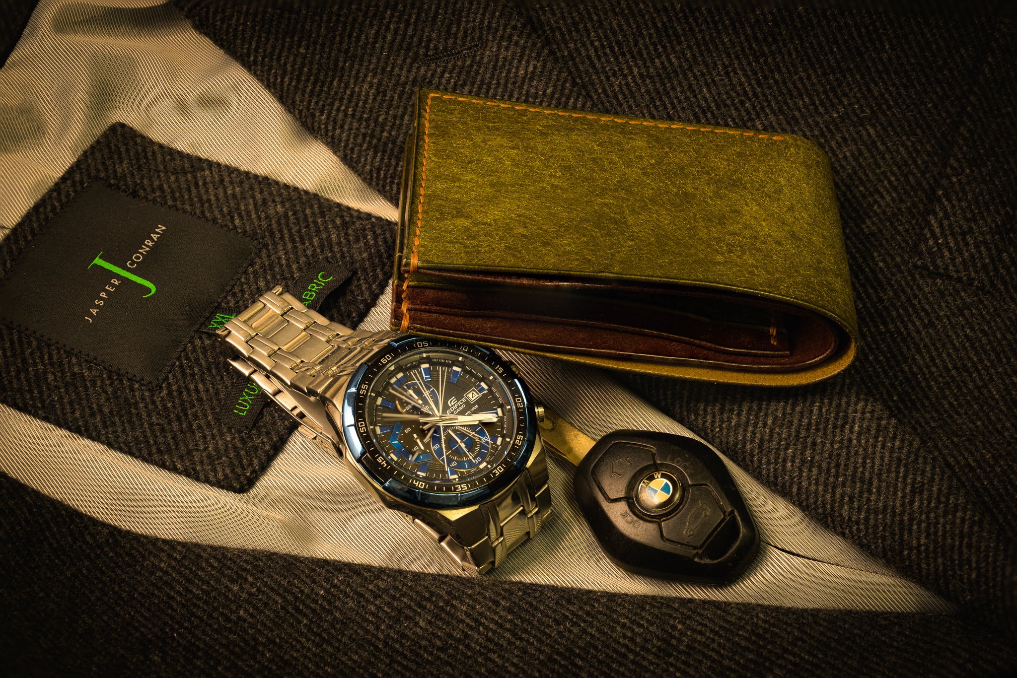 Classic billfold wallet in Pueblo leather