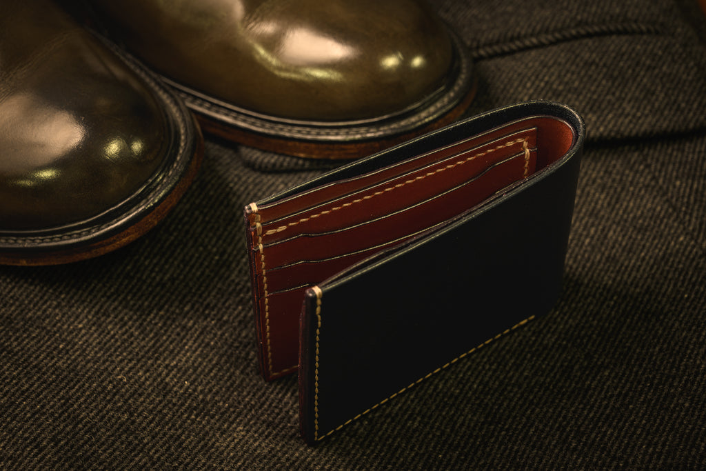 Classic billfold mens wallet
