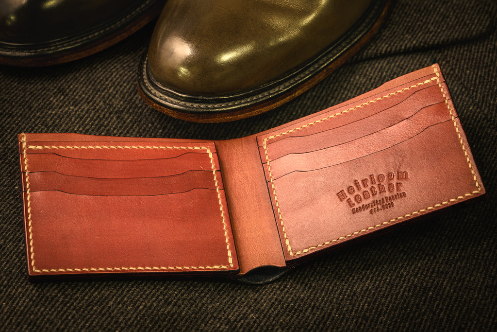 Classic billfold mens wallet