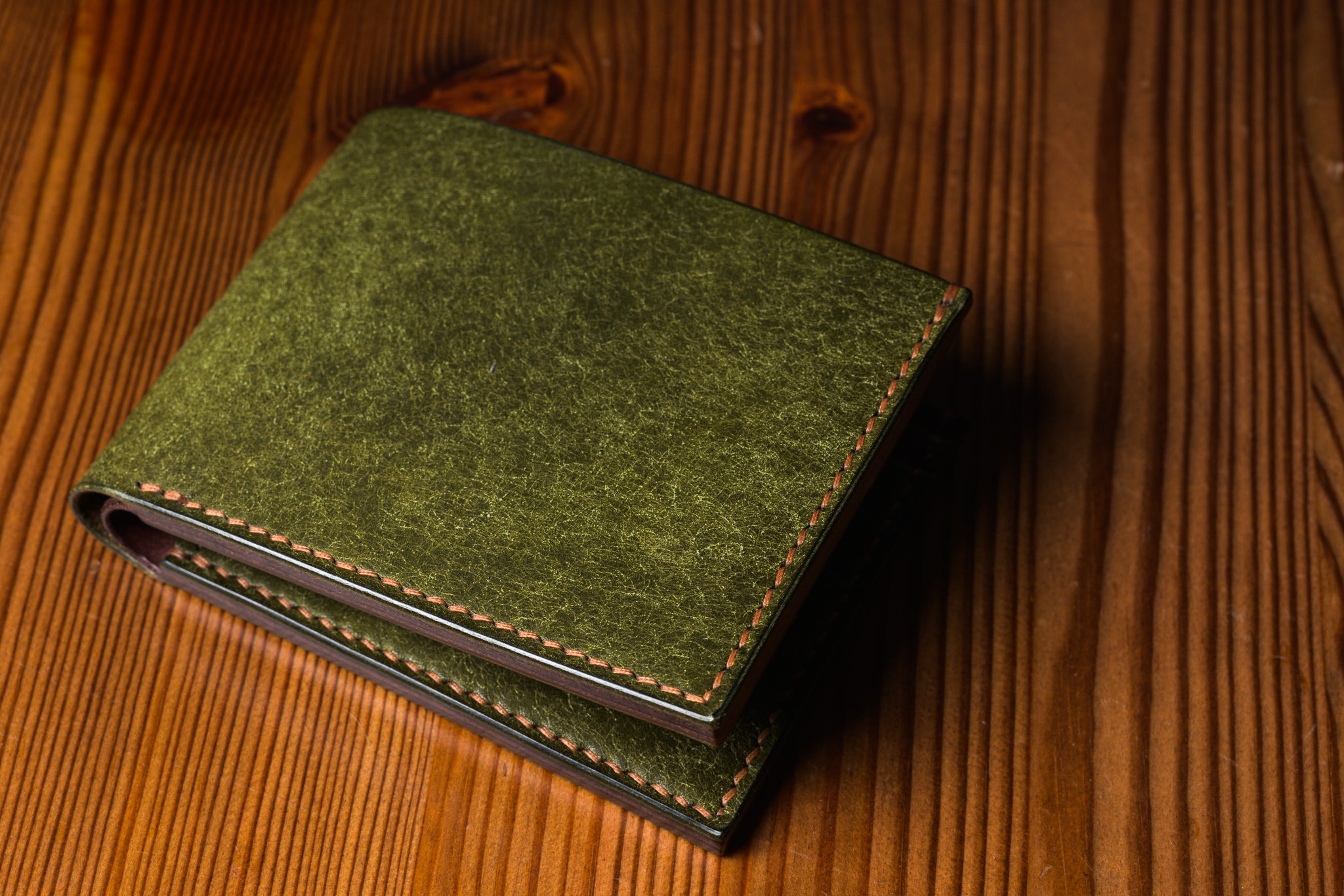 Classic billfold wallet in Pueblo leather