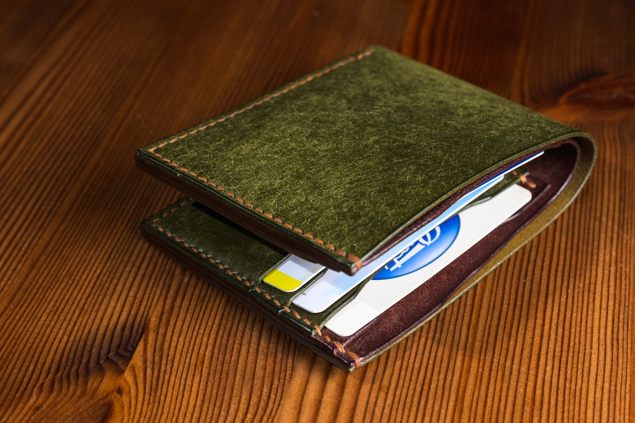 Classic billfold wallet in Pueblo leather