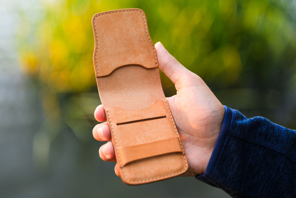 The Orvain Cardholder - Bone