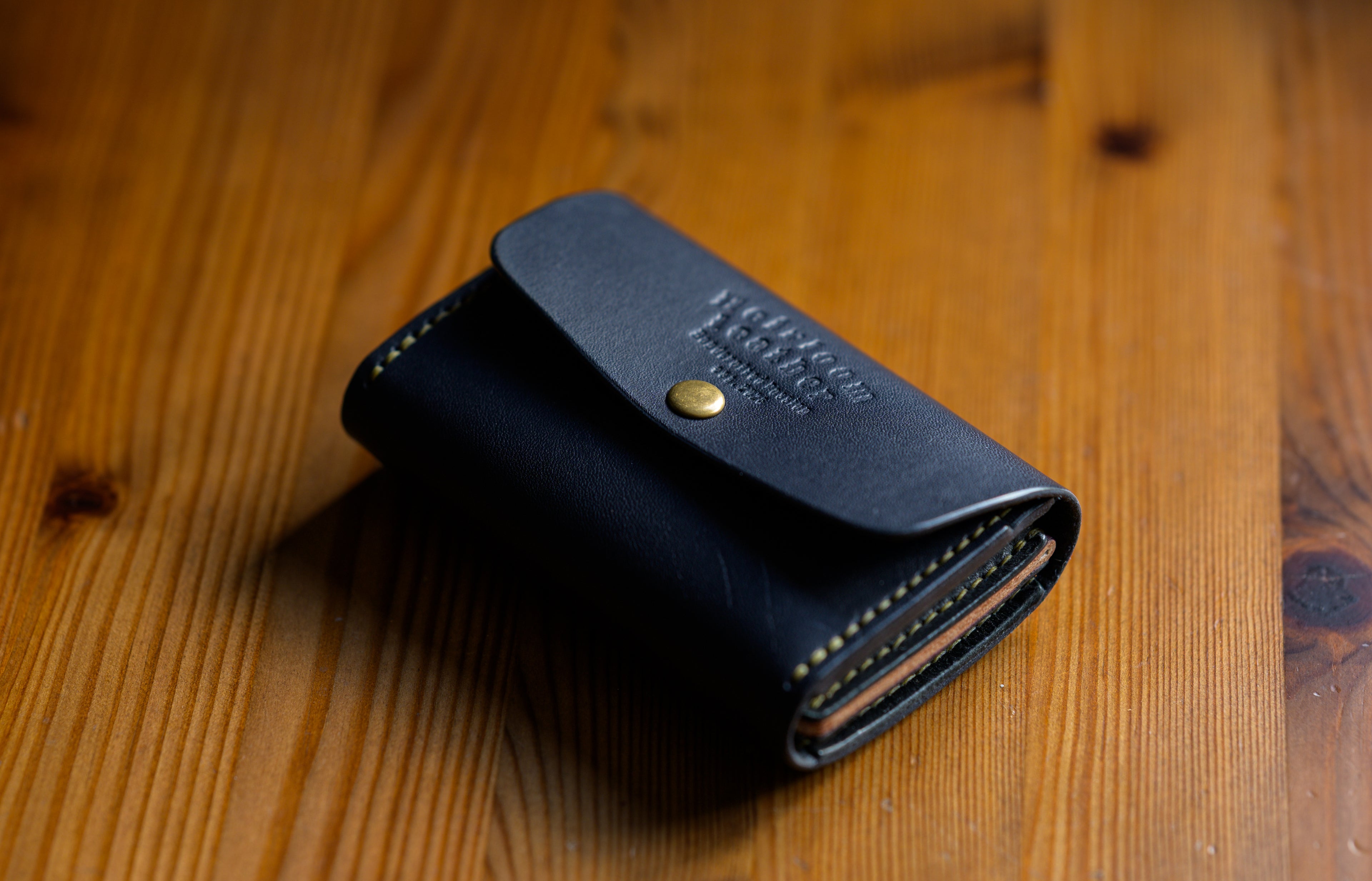 The pouch wallet